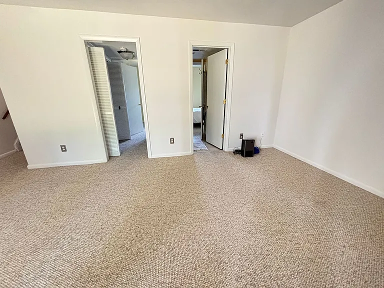 5180 Winterberry Ct — Photo 29