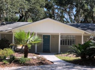 110 Peachtree St, Saint Simons Island, GA 31522