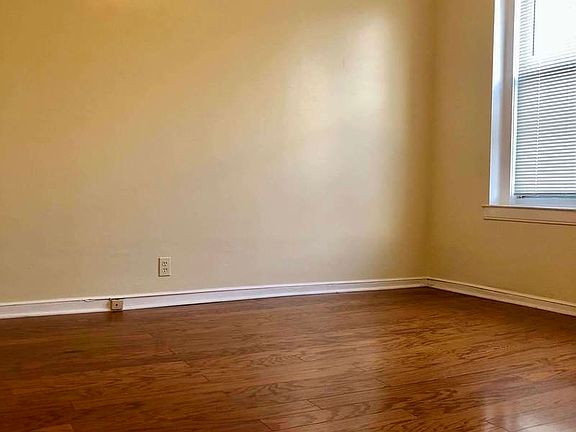 4th image of 24-40 29th St #2F