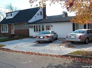 1515 Madison St, Elmont, NY 11003