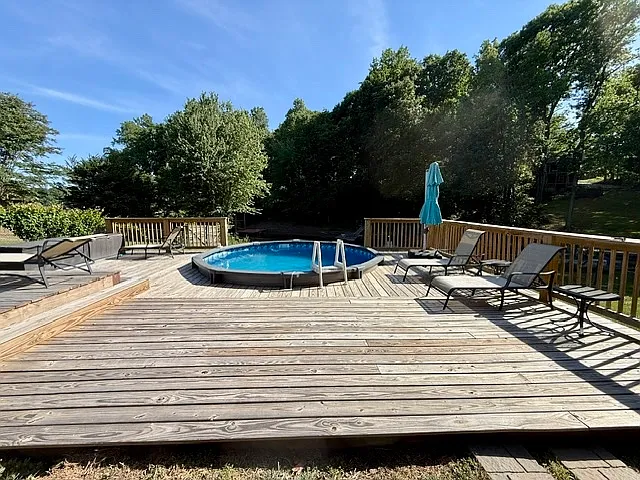 2678 Lake Shore Rd S — Photo 11