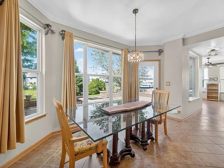 322 Hemlock Ln — Photo 19