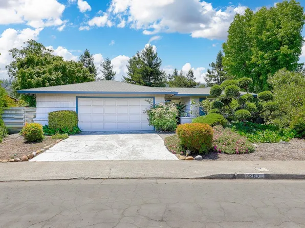 282 Mockingbird Circle, Santa Rosa, CA 95409