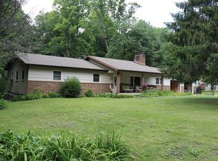 115 Meadow Woods Dr, Hendersonville, NC 28792