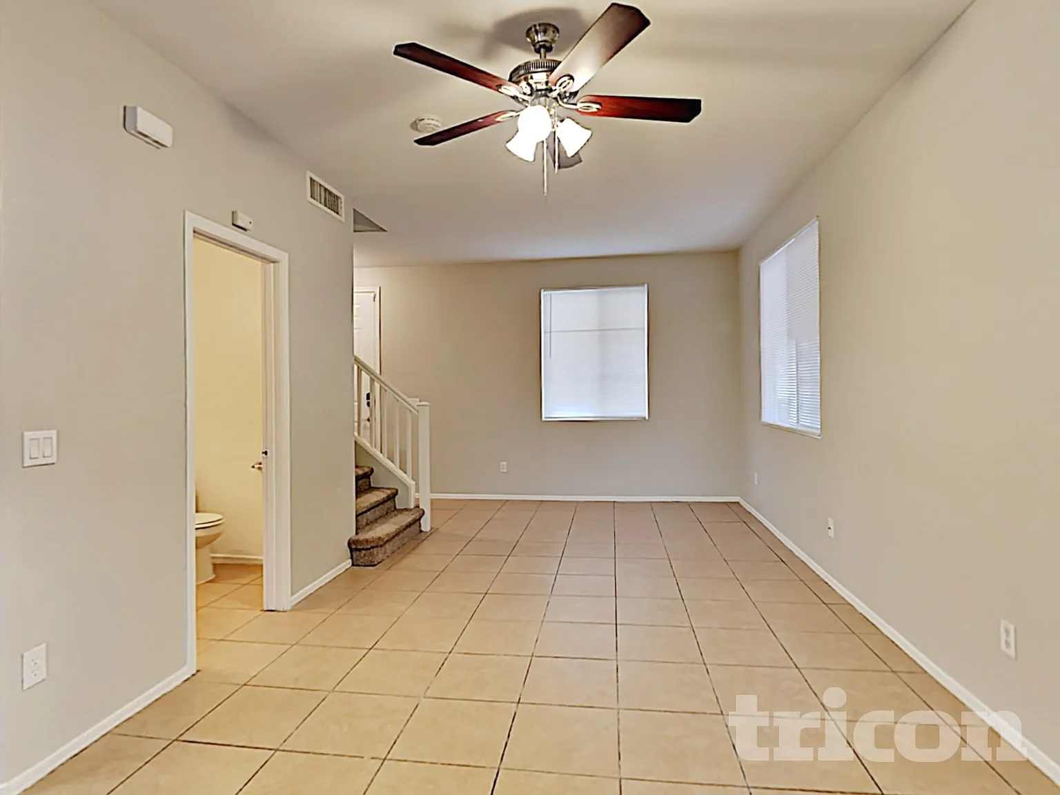 4925 S 15th Place Phoenix AZ — Photo 3