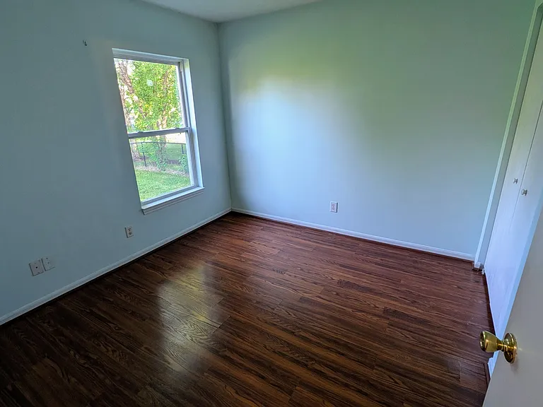 1065 Williamsburg Way — Photo 15