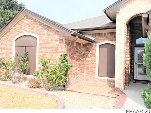 3rd image of 2701 Natural Ln