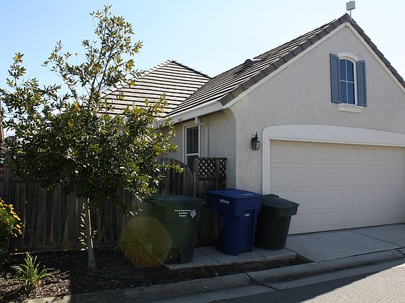 3rd image of 1881 Dawnelle Way