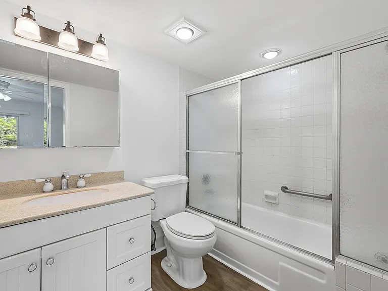 2401 Antigua Cir #J3 — Photo 3