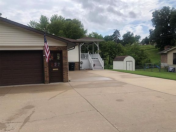 5th image of 1823 Westwood Dr