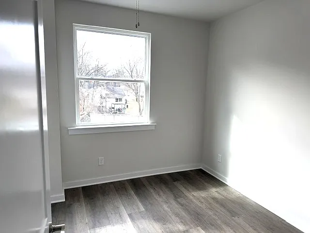 2203 Foster Ave #2205-2221 — Photo 6