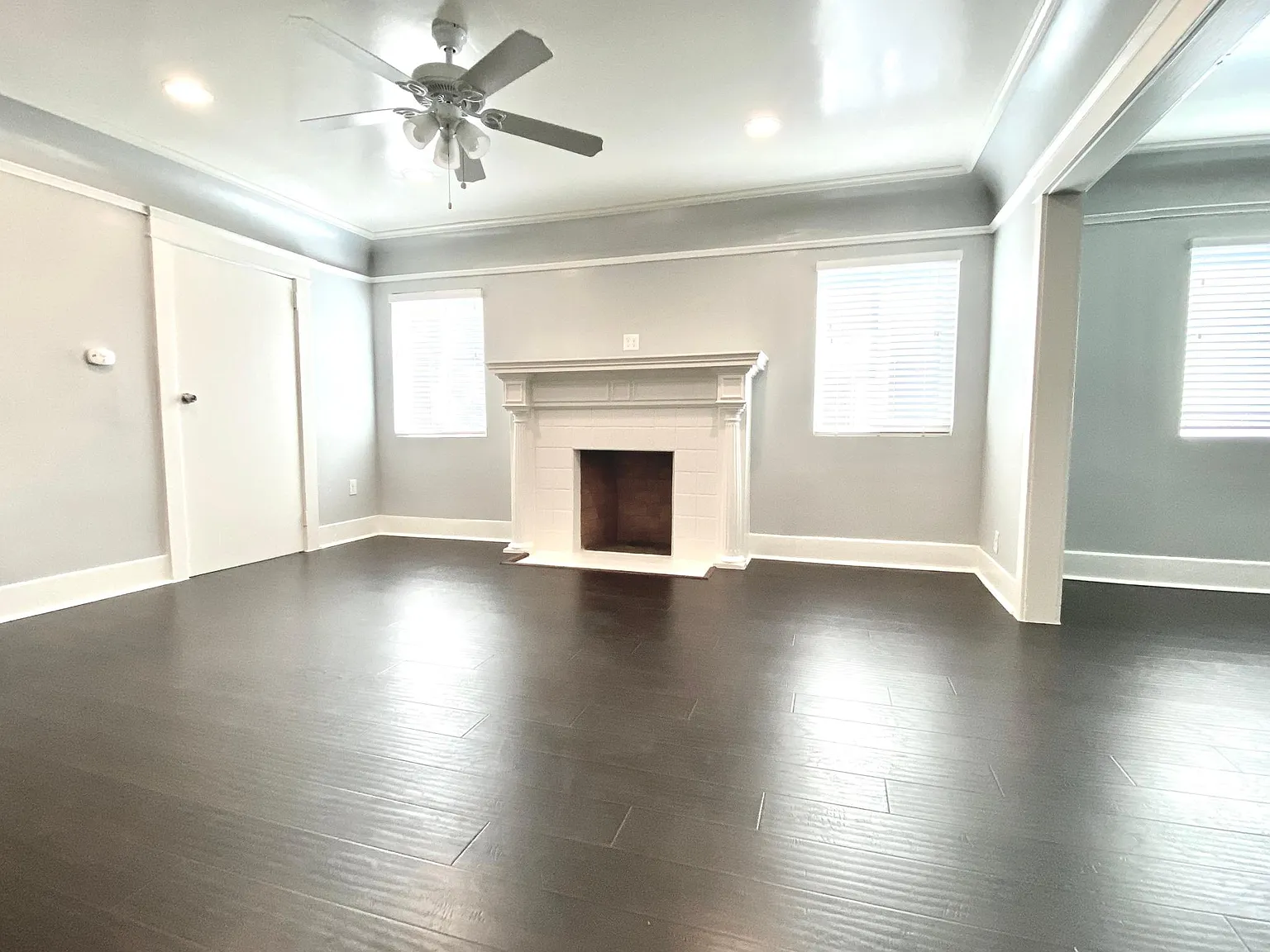 3 bed, 1300 sqft, $3,000 — Photo 2