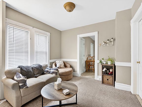3rd image of 87 W Hanover Ave #2A