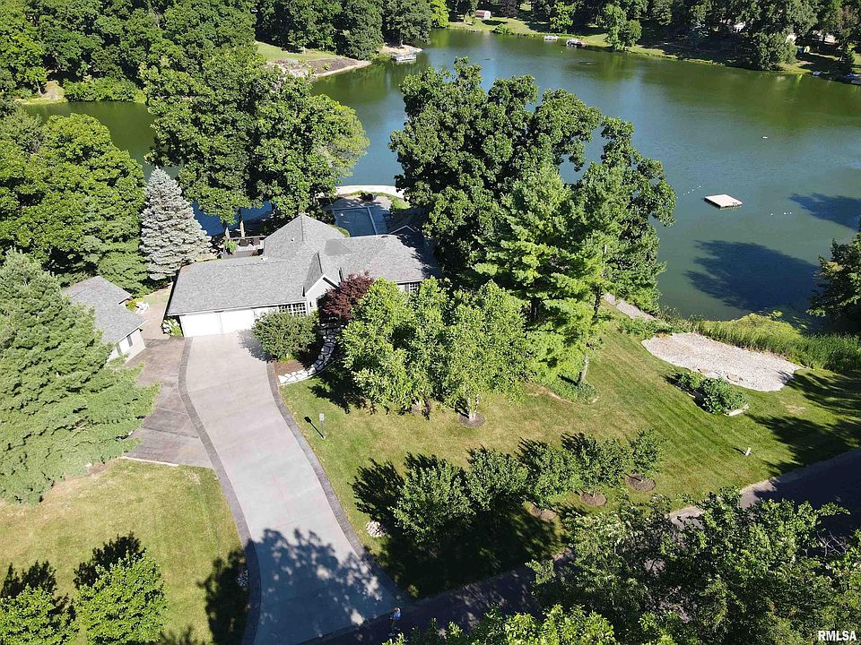 1st image of 1451 NE Windermere Dr