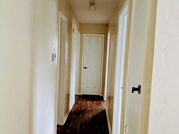 5th image of 313 S Doty St