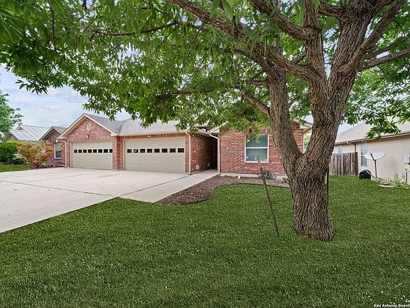 2nd image of 3020 Green Mountain Dr