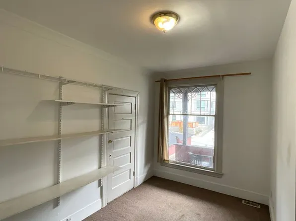 ar4017, 4017 5th Ave NE #1F, Seattle, WA 98105