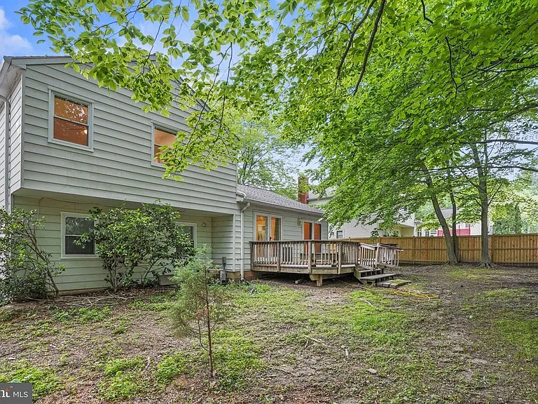 9086 Brook Ford Rd — Photo 35