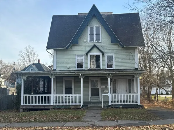 304 Chemung St, Waverly, NY 14892