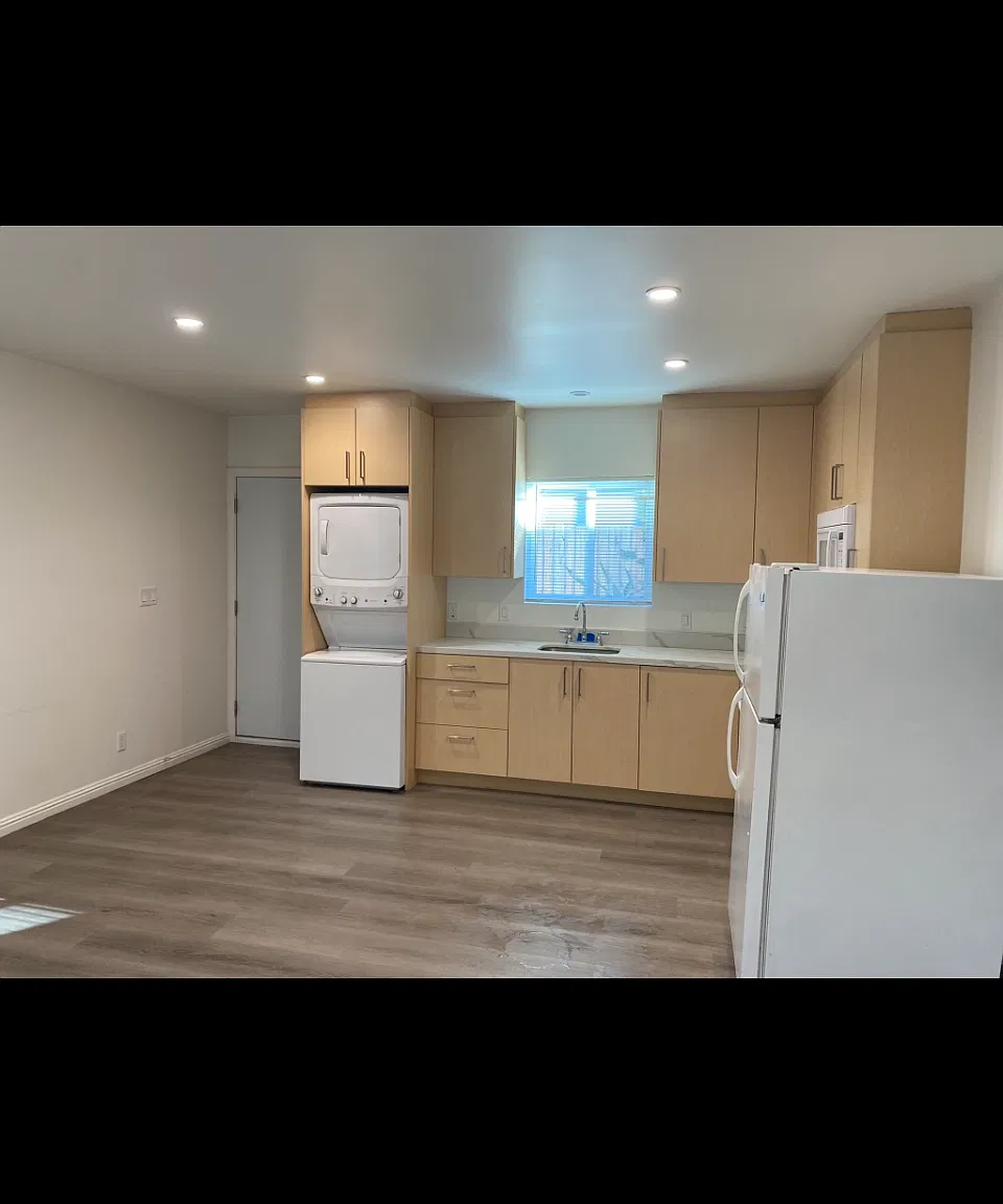 1 bed, 564 sqft, $1,800 — Photo 1