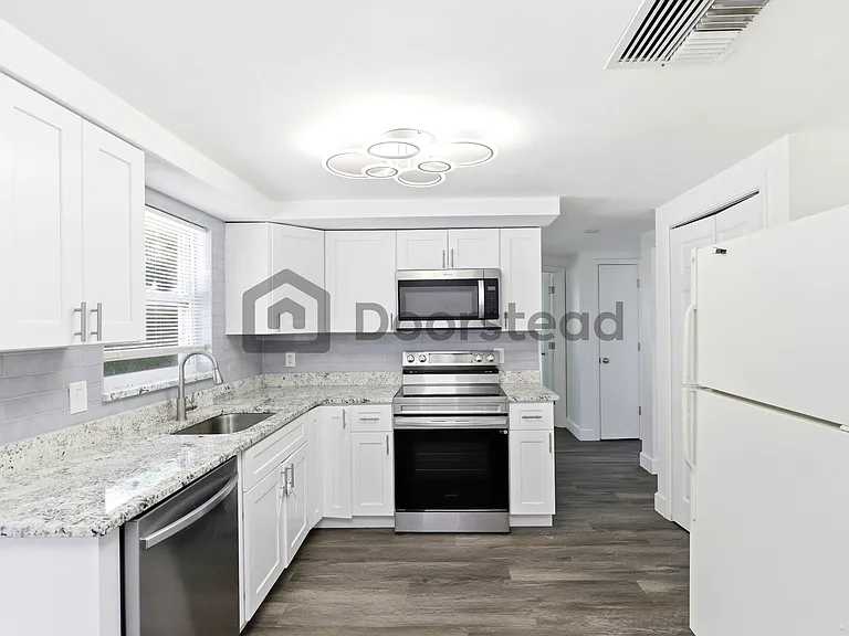 5053 Springland Dr — Photo 11