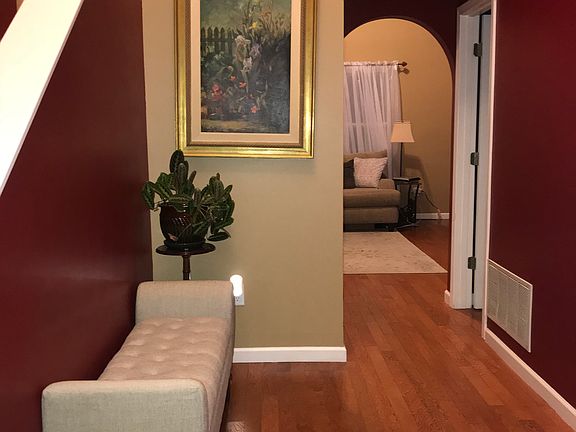 4th image of 1735 Damos Way