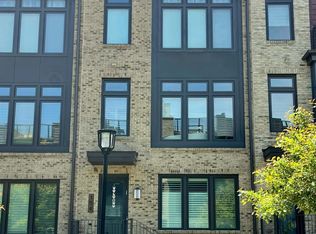 154 Winsome Cir, Bethesda, MD 20814