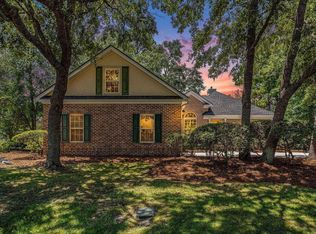 90 Old Carriage Ln, Pawleys Island, SC 29585