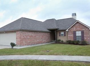 106 Feather Tail Cv, Carencro, LA 70520