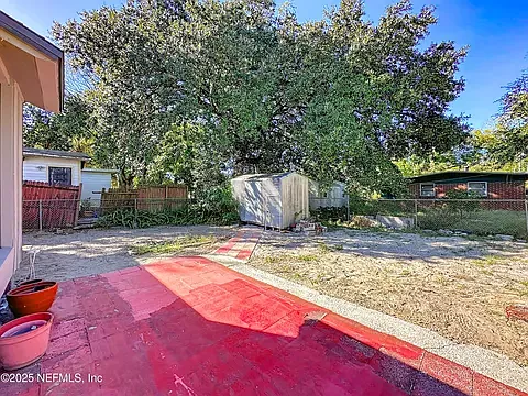 3410 Division St — Photo 20