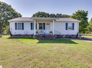 3332 92nd Hwy, Gray Court, SC 29645