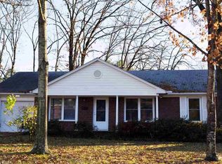 10209 Raymond Dr, Little Rock, AR 72205