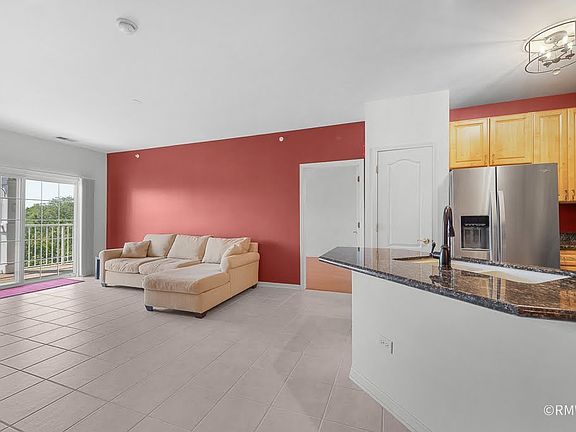5th image of 1275 W Lake St APT 303