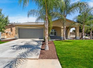 8470 Foothill Ave, Parlier, CA 93648