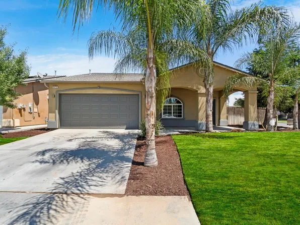8470 Foothill Ave, Parlier, CA 93648