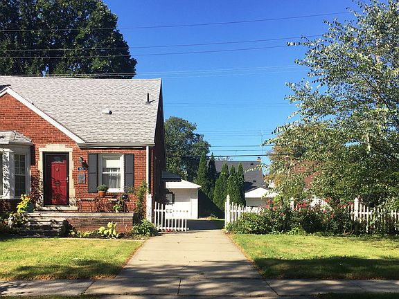 3rd image of 1420 12th St