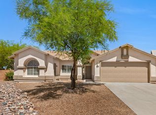 8931 N Bottlebush Ln, Tucson, AZ 85742