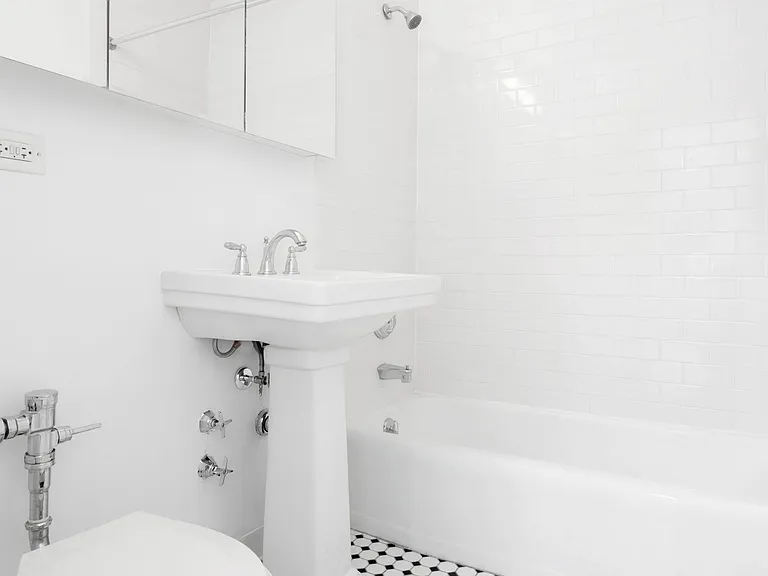 40 W 135th St #3A — Photo 8