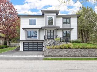 102 Booth St, Needham, MA 02494