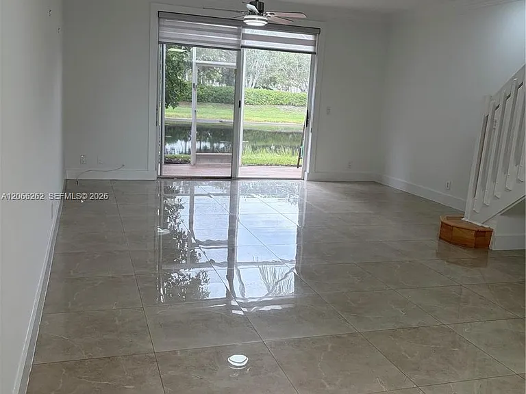 2578 Cordoba Bnd #2578 — Photo 1