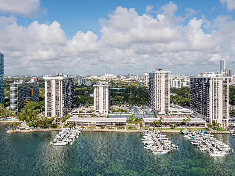1925 Brickell Ave #PENTHOUSE — Photo 4
