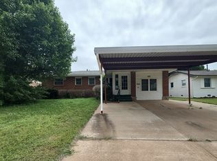 5336 NW Columbia Ave, Lawton, OK 73505