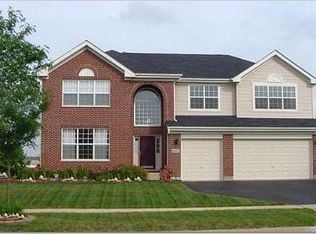 6305 Longford Dr, McHenry, IL 60050