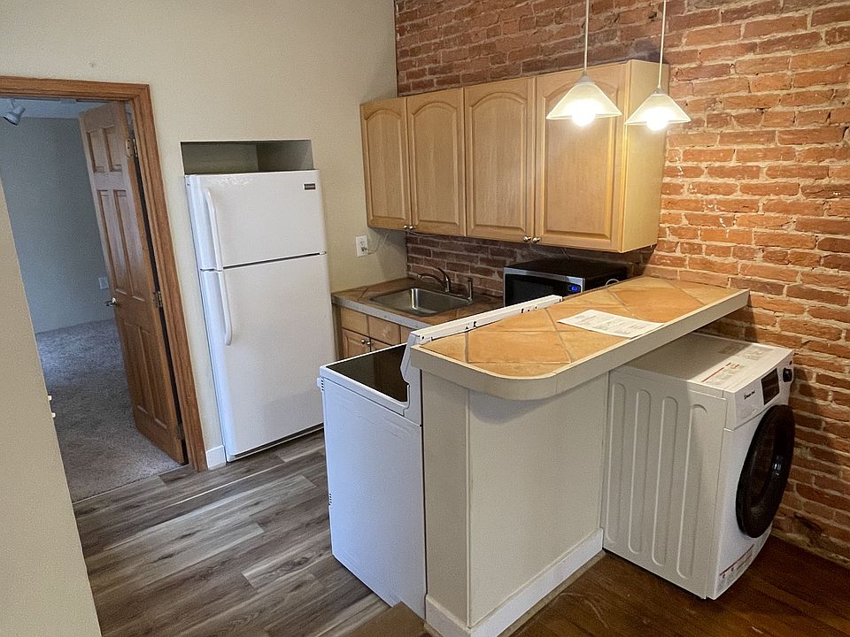 1st image of 2420 Fait Ave #2