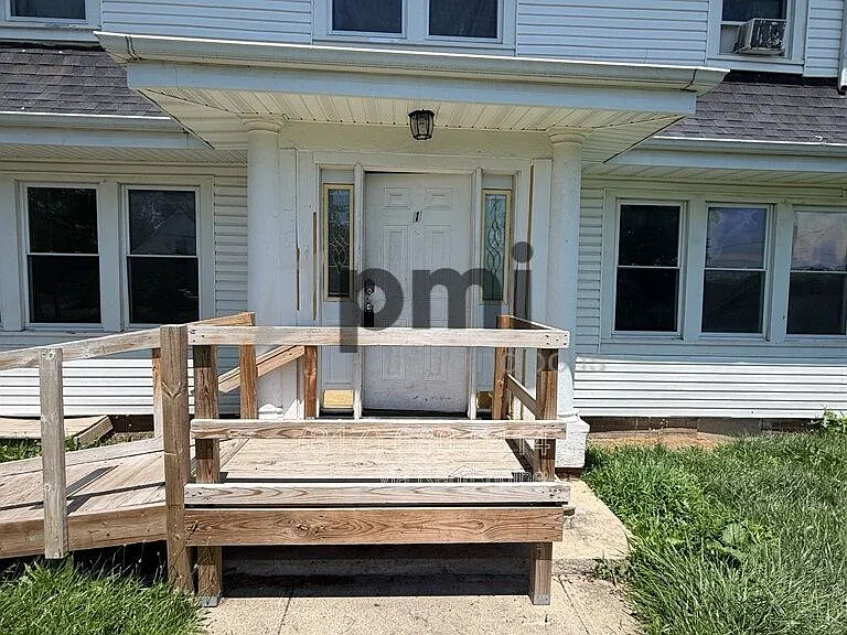 1222 Nichol Ave #1 — Photo 2