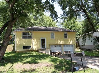506 S Franklin St, Spring Hill, KS 66083
