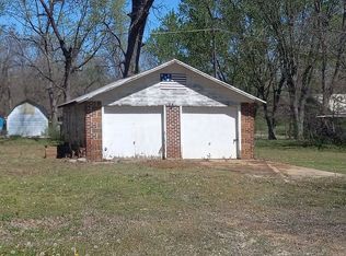 203 E Main St, Toronto, KS 66777