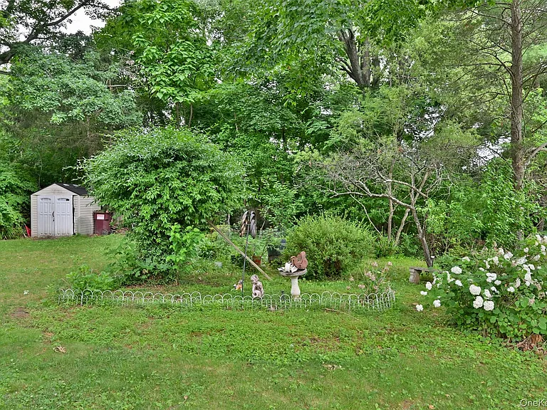 46 Robinson Ave #2 — Photo 19