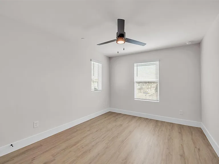 9312 Curious Squirrel St — Photo 16