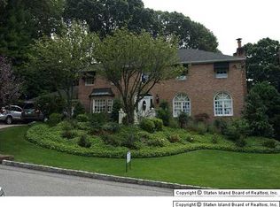 174 Saint George Rd, Staten Island, NY 10306